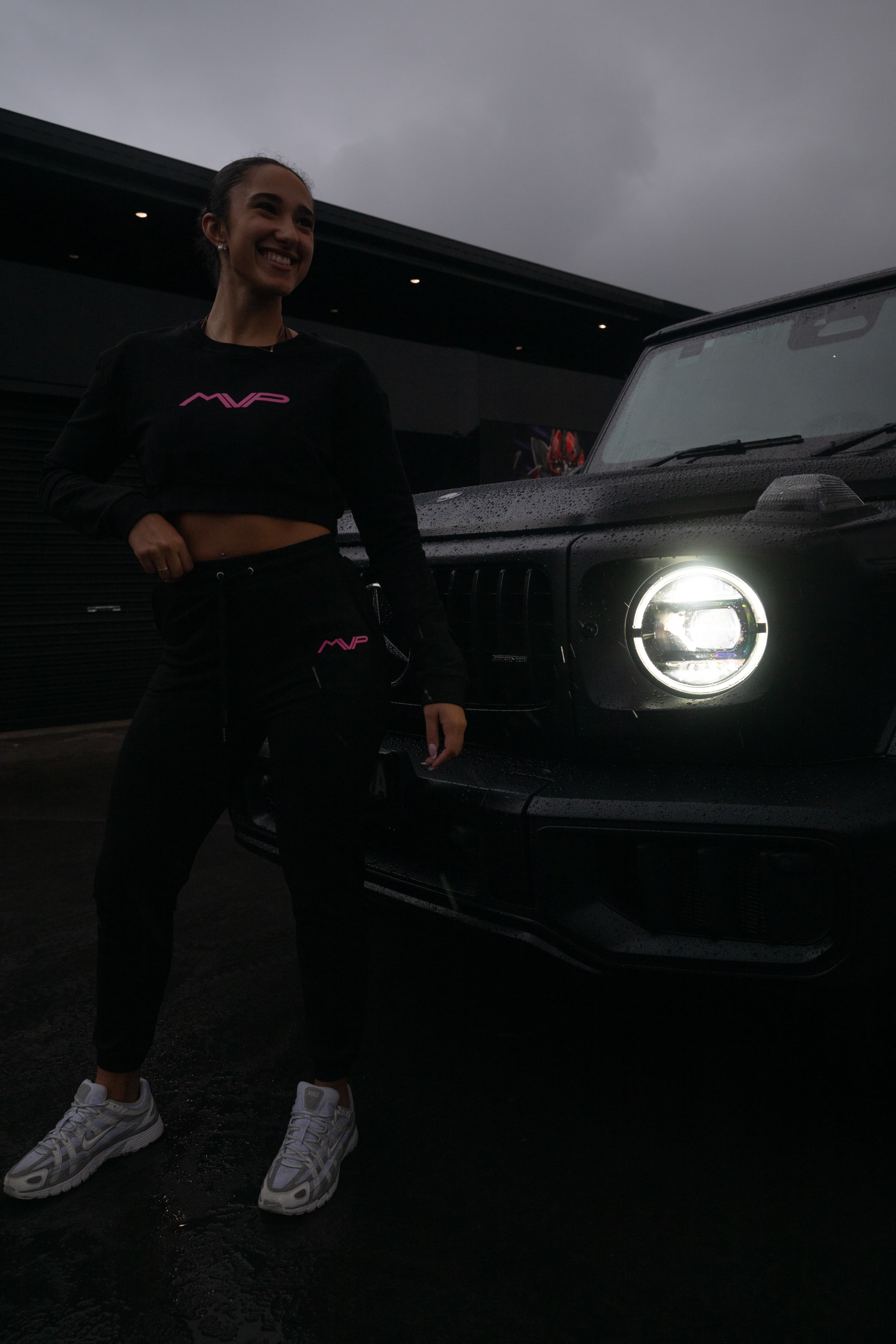 MVP Crop (Black)